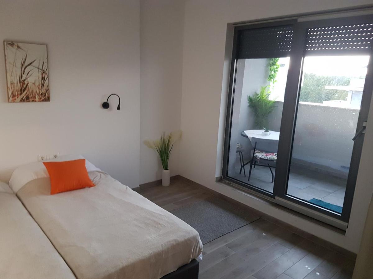 זאגרב Lake House מראה חיצוני תמונה